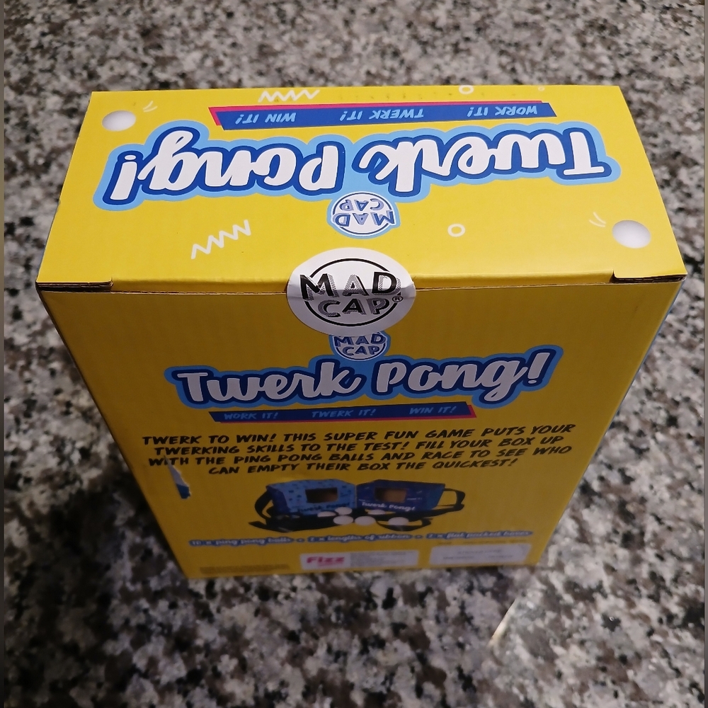 Pong Twerk Game - Picture 4 of 4